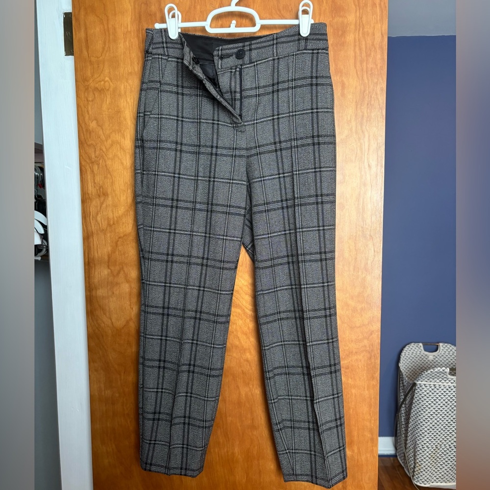Express Gray Plaid Women's Cropped Pants